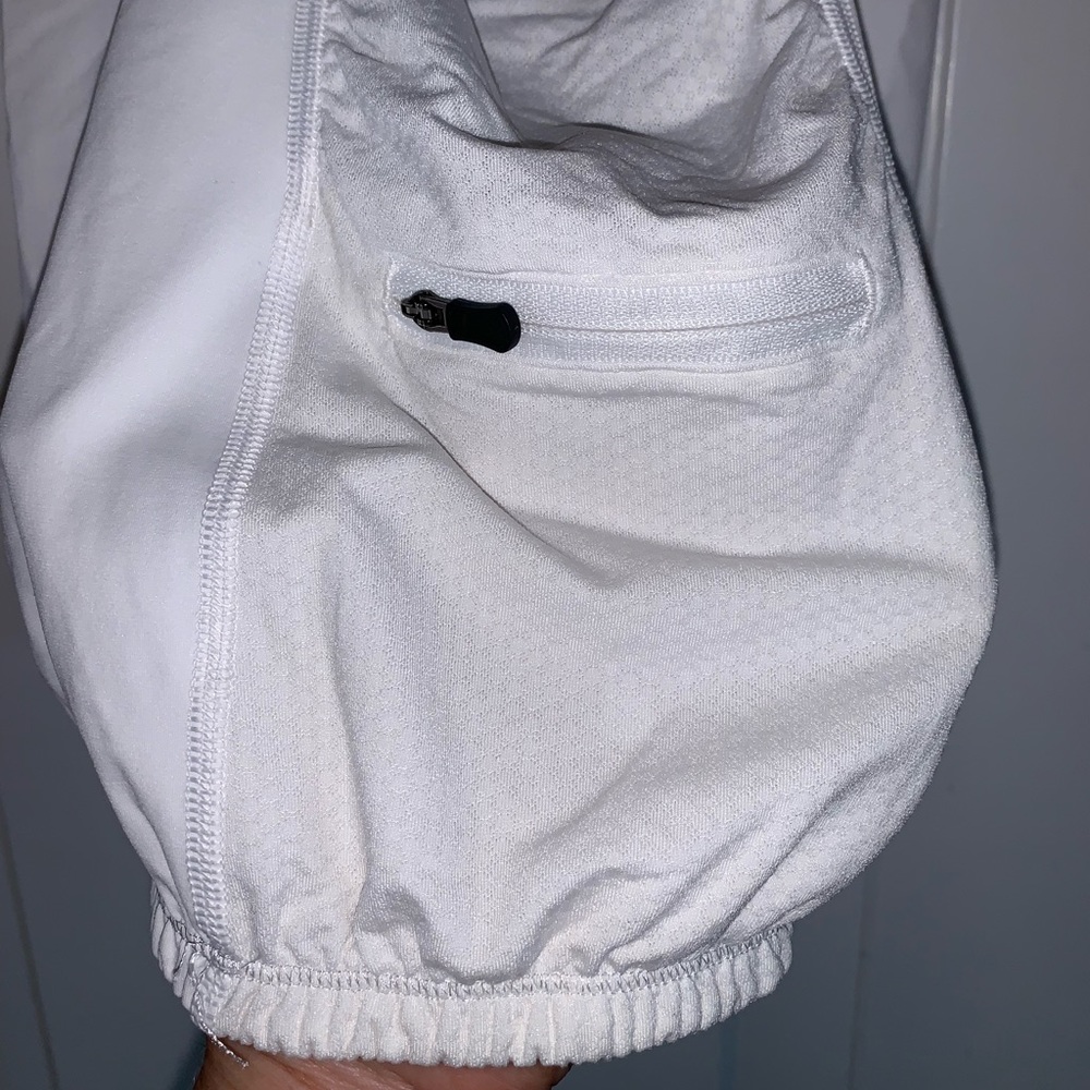 Lululemon Bright White Light Up Tank - Picture 11 of 16